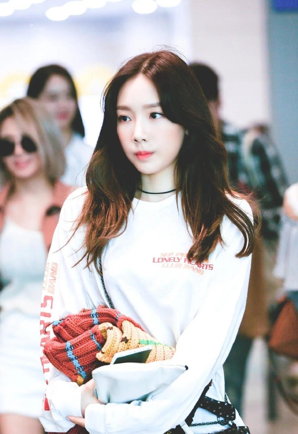 好温柔的小羊🐏
180405 泰妍 仁川机场 ​​​
机场穿搭 金泰妍 Kpo