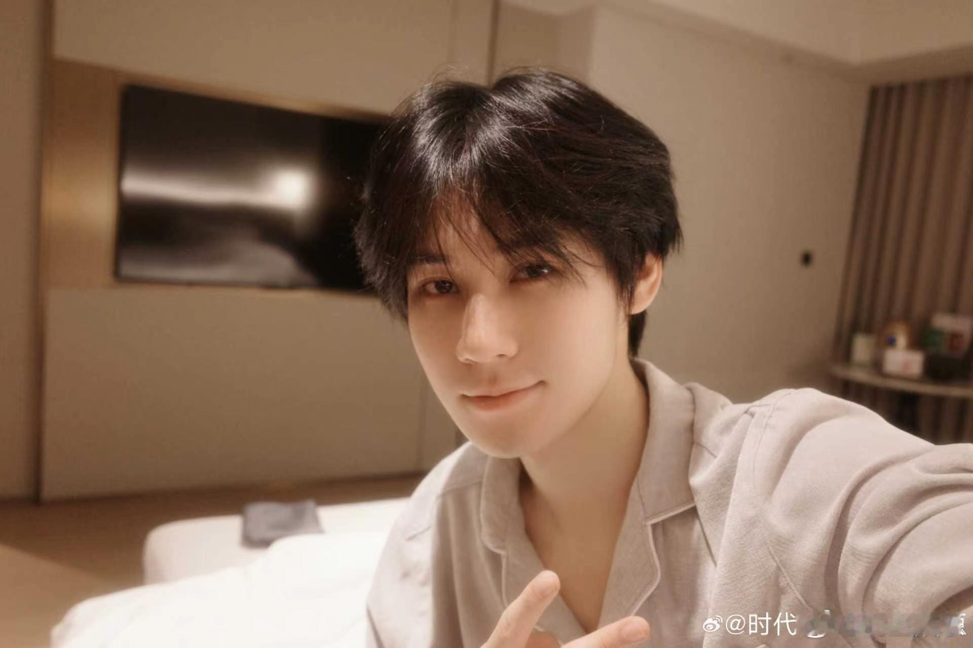 张真源新歌6月29日上线 张真源新歌6月29日上线，又可以听到 唱歌啦，期待新歌