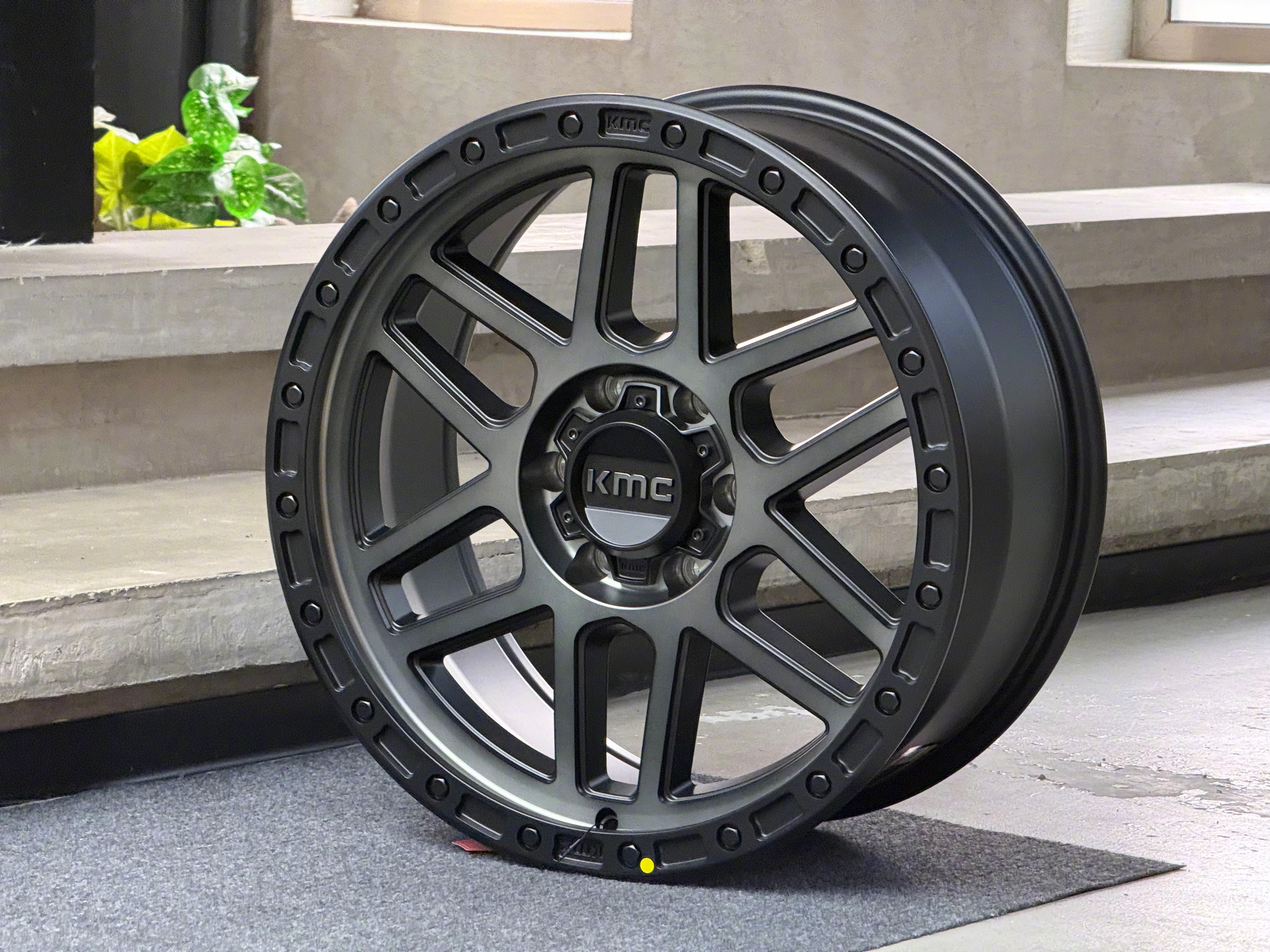 给我的纵横G700买了套KMC KM544的轮毂。KMC这牌子属于轮毂改装品牌的