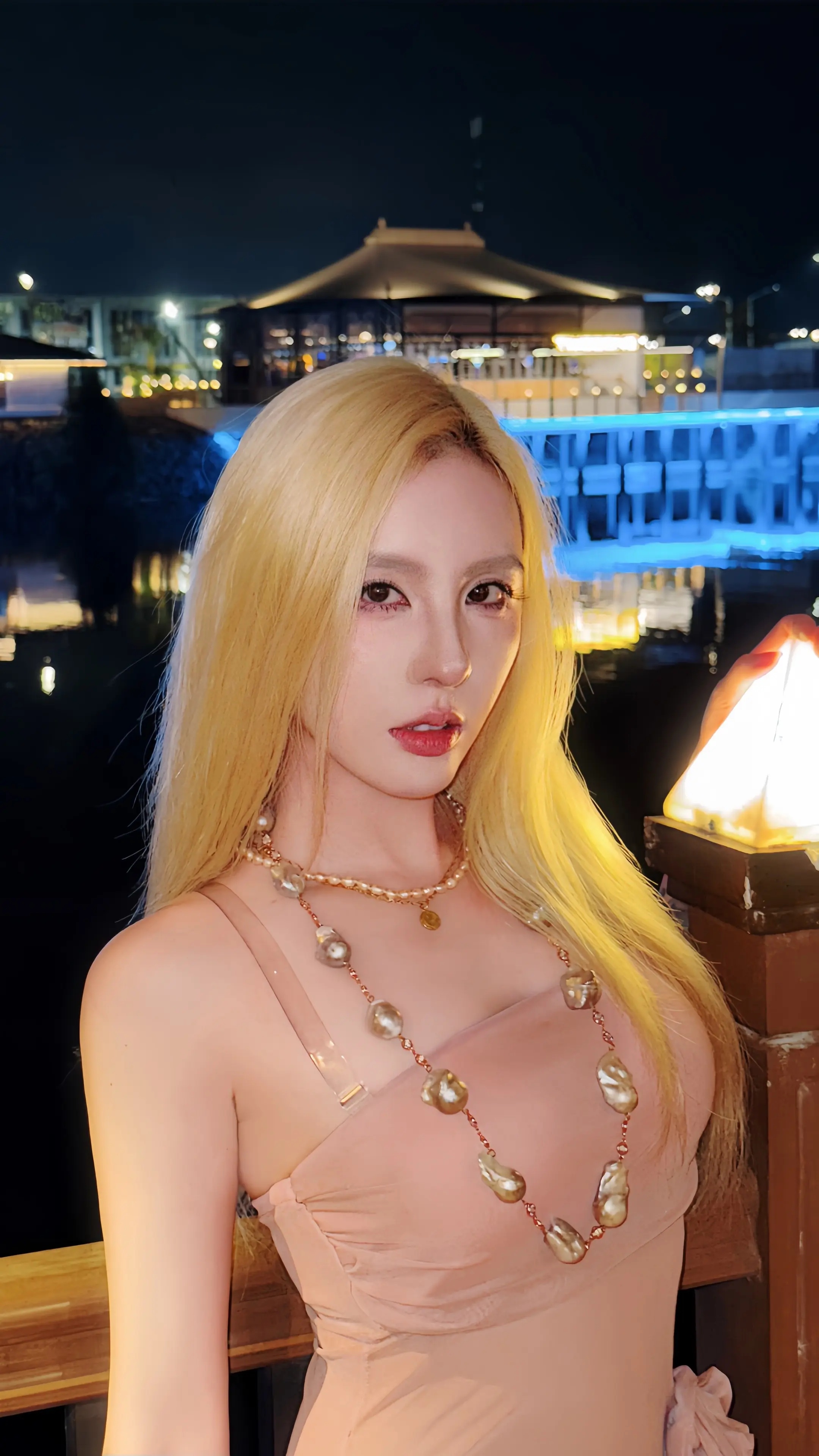 烤肉很好吃 马路街溜子。在雅加达买了个裙子 拿到包装一看  中国制造 ...