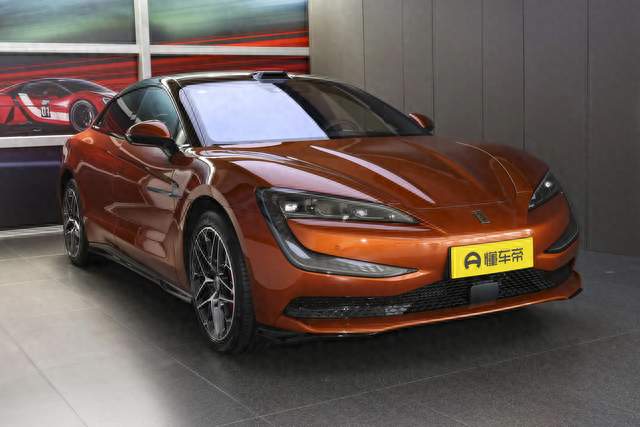 试驾感受：2026款仰望U7，豪华旗舰轿车的实力担当