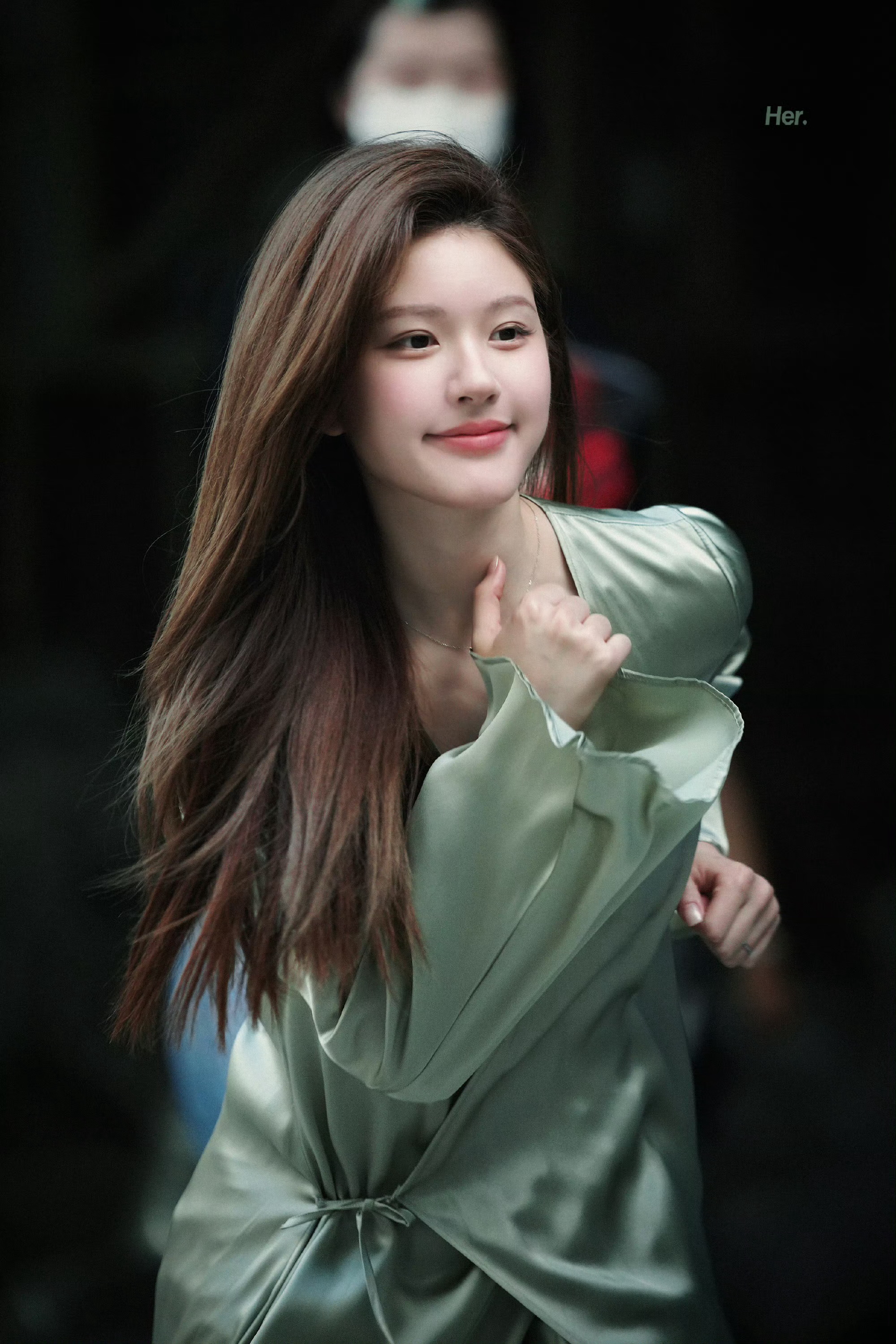 赵露思 💜杏仁椰椰露发帖专用  “你的微笑在我的心尖闪耀，编织了每一个奇妙。”