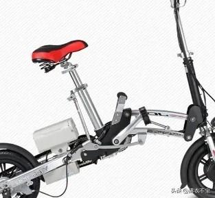 本不想蹭这热度！
但民论声声，又不吐不快。

电动车新标执行是前几个月确定的事，