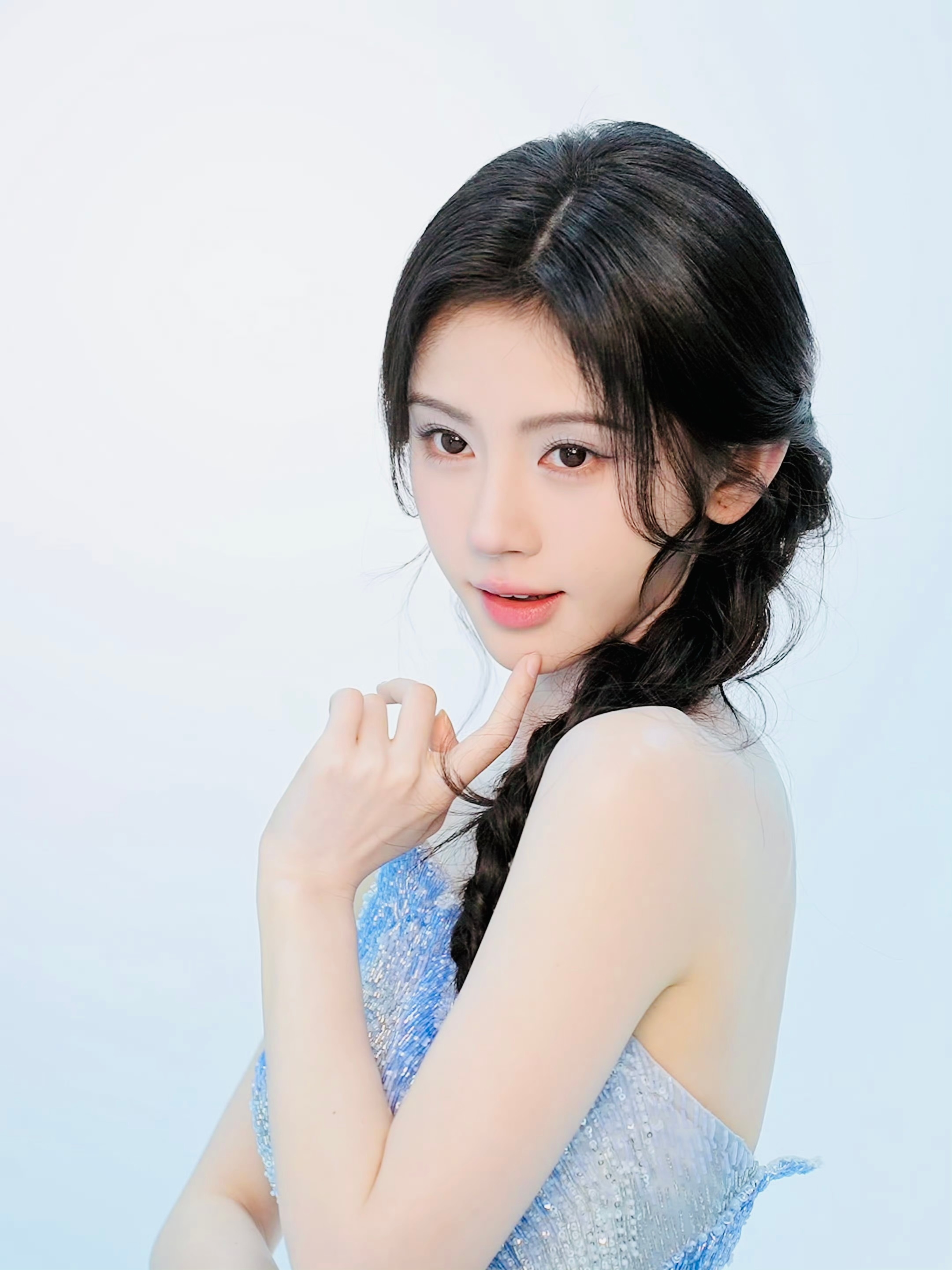 鞠婧祎 jjy鞠婧祎苏绿夏 📷 𓇬𓂃𓈒𓃉只想拉住你的手 风霜雨雪一起走