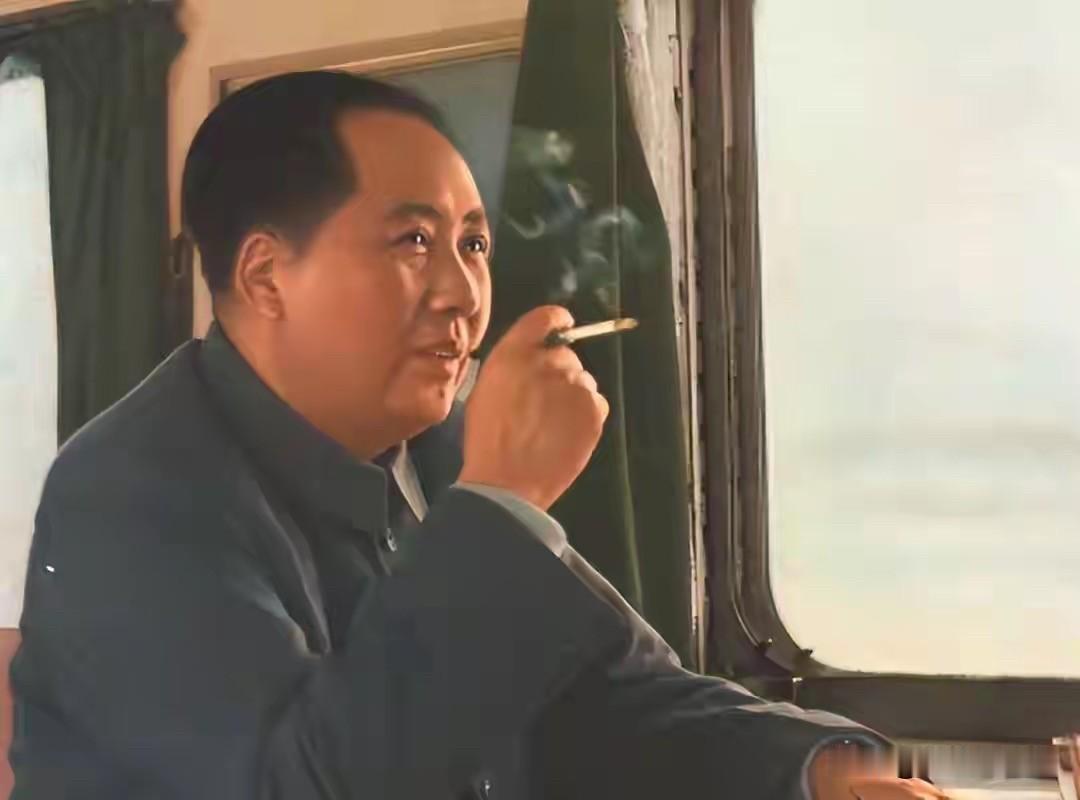 外贸断了、物价飞了，当年这套“双线打法”为何值得回头看

1949年前后，接手这