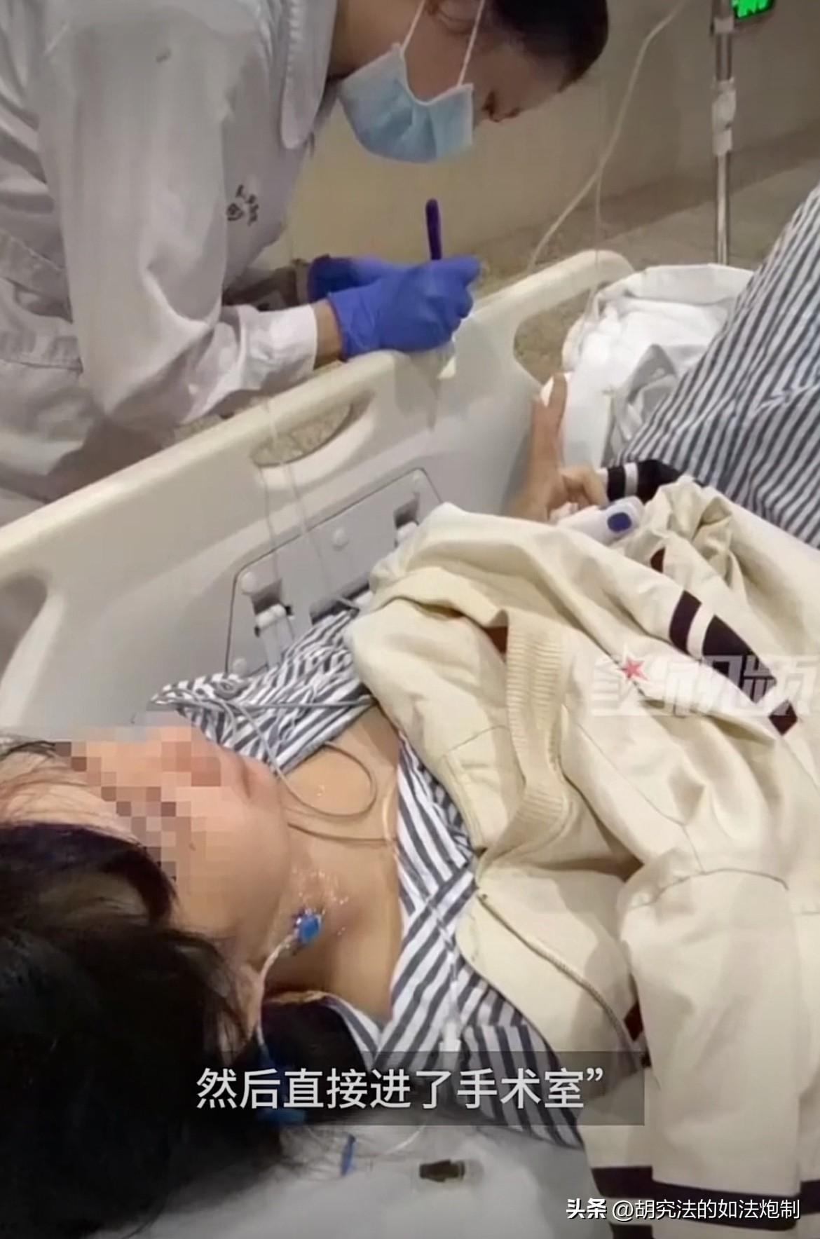 女孩一定要保护好自己！广东惠州，女子被宠物猫后腿蹬到了腹部，当时就感觉有些隐隐作