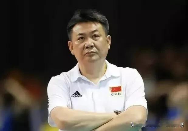 女排世联赛！蔡斌7大正确[玫瑰]

1，香港站放弃王云蕗

2，香港站召回许晓婷