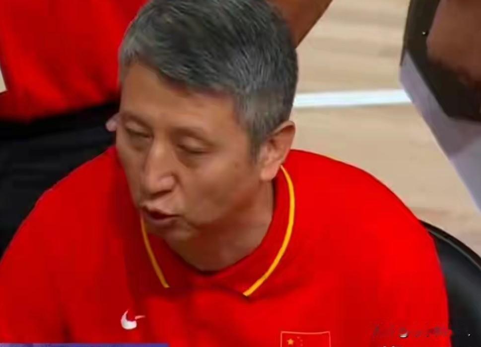 两个缺觉，让郭士强男篮亚运惨败日伊

当然回忆2018年雅加达亚运会，当时是李楠