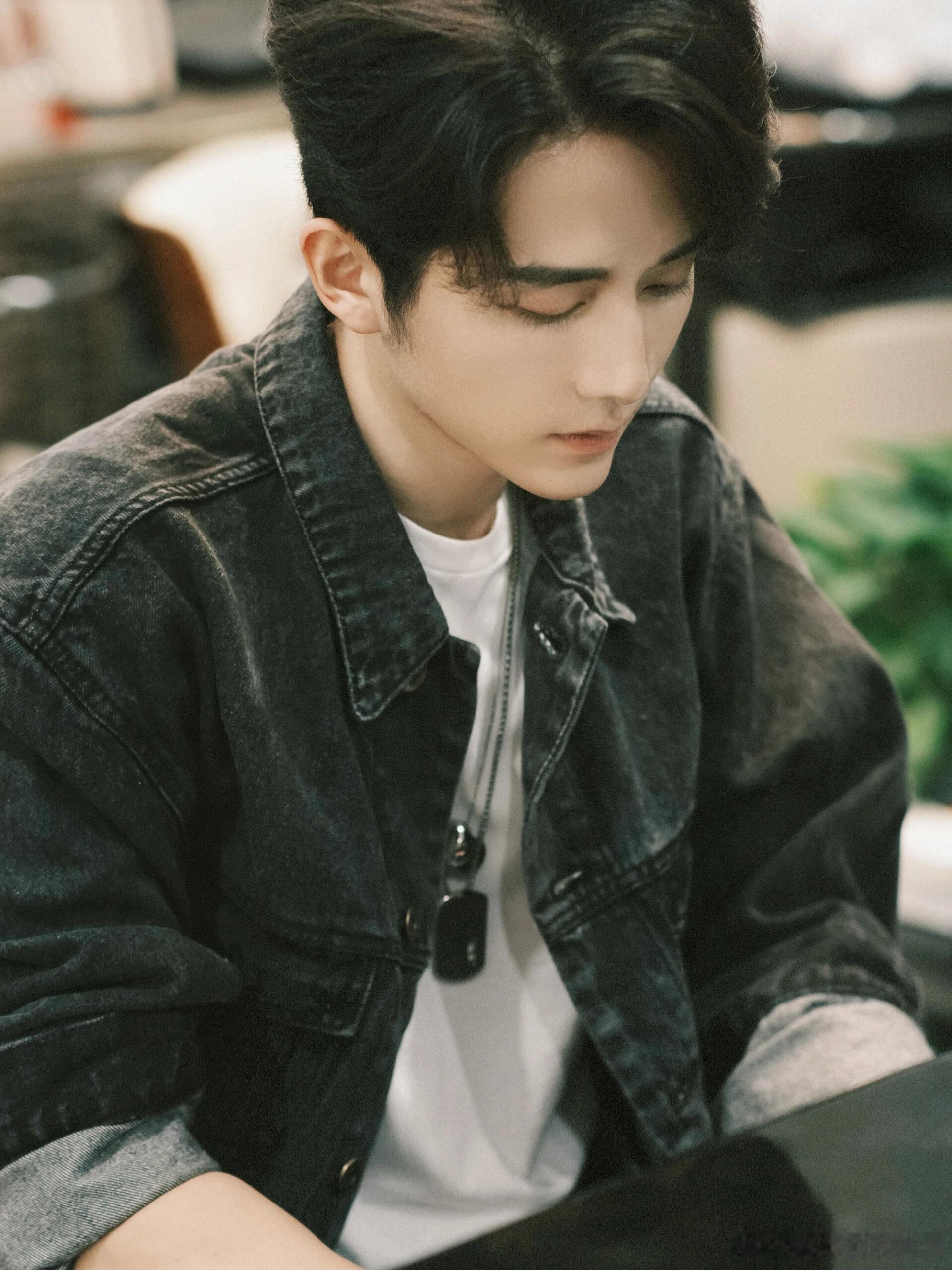 #张新成李兰迪新西兰同游照##张新成[超话]# 演技绝对是男人最好的医美！但是一