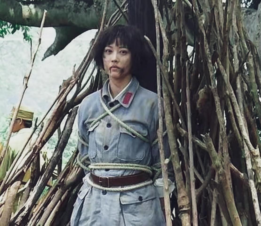 1937年5月，红九军军长孙玉清被杀害在西宁，遗孀陈淑娥为保住遗腹子，被迫嫁给杀