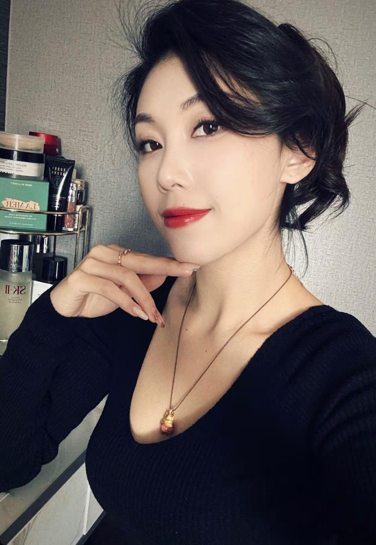 女王黑色系 ​​​