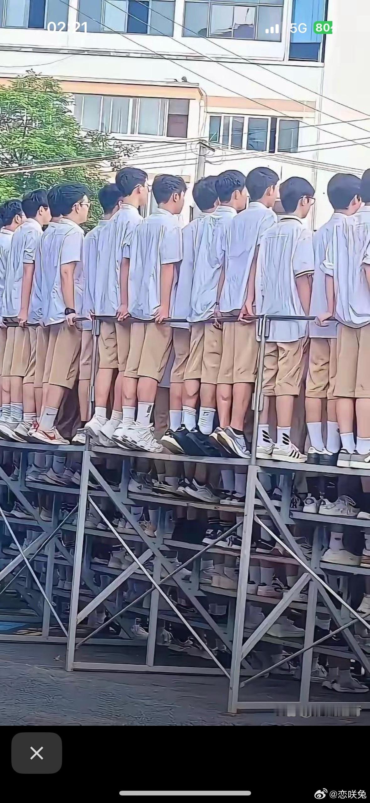 学校 的安全意识还是有的. 