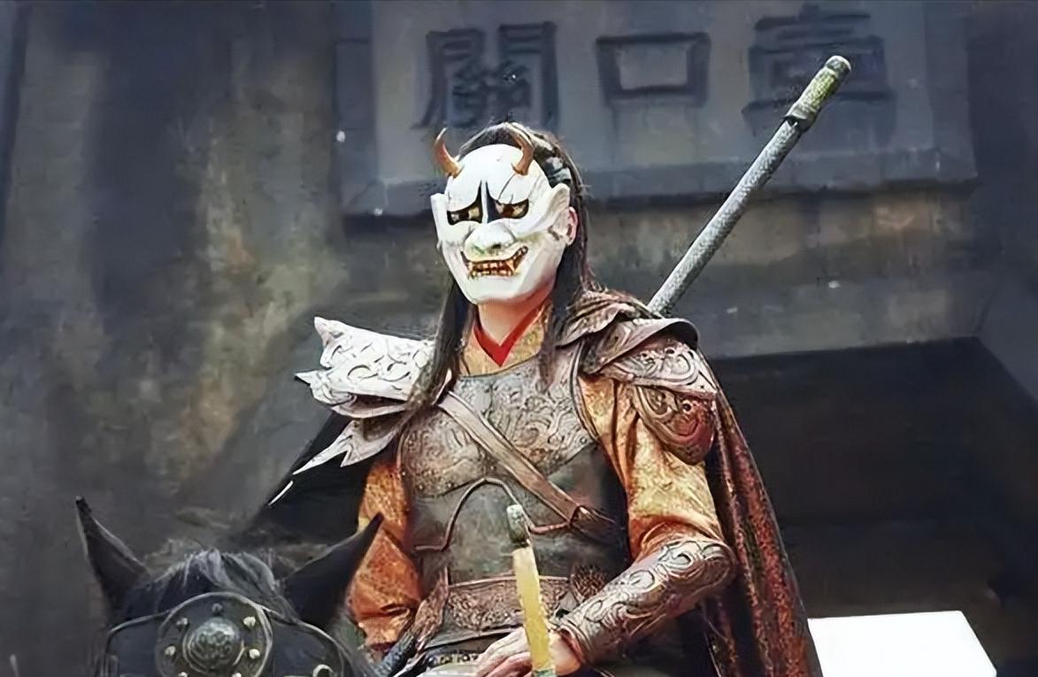 他是一代战神，却因太完美被皇帝赐死！死后敌国举国欢庆，本国百姓痛哭三月不止！
朋