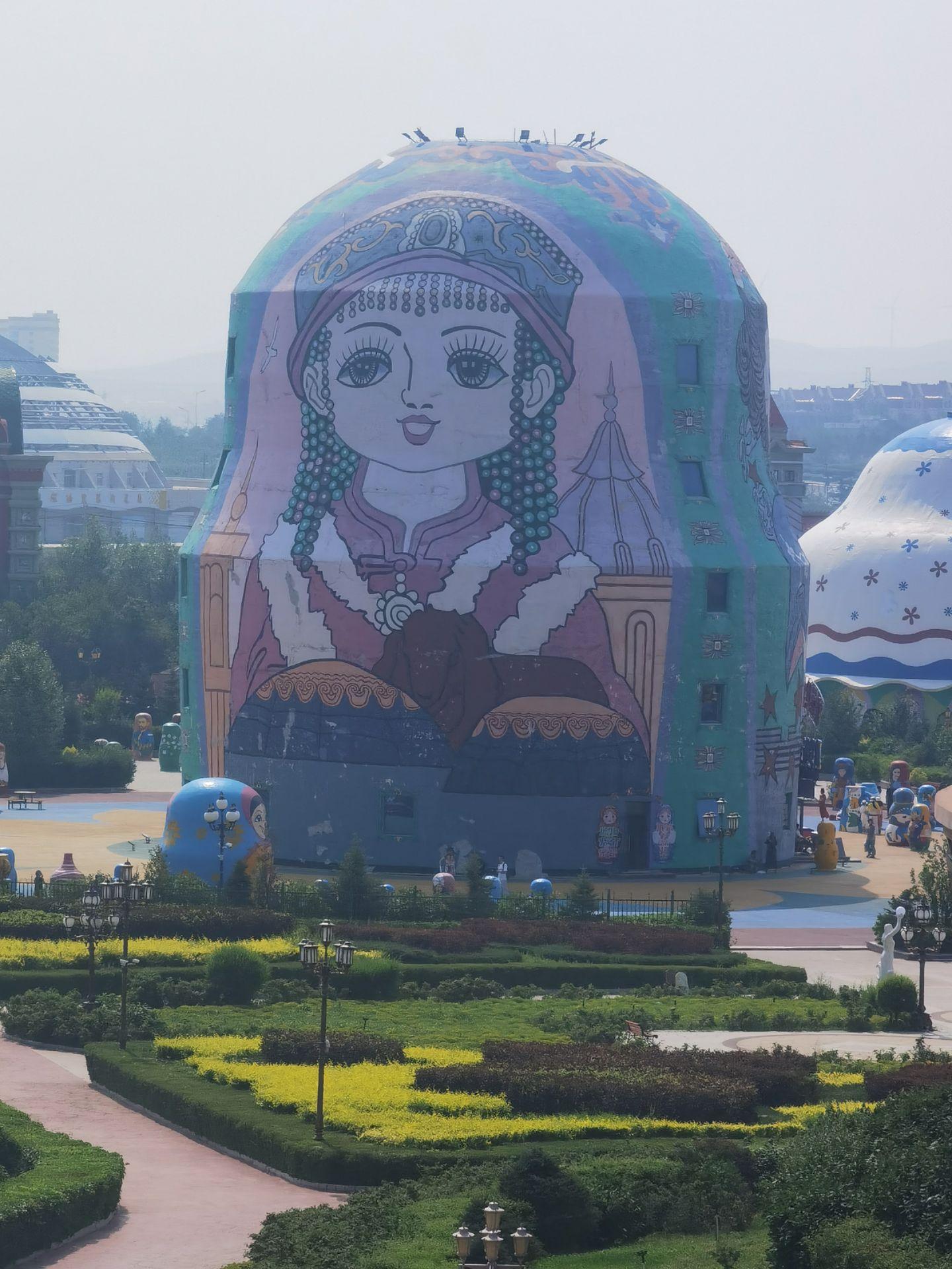 套娃景区。位于我国满洲里～俄罗斯后贝尔加尔斯克互市贸易区（简称中俄互市...