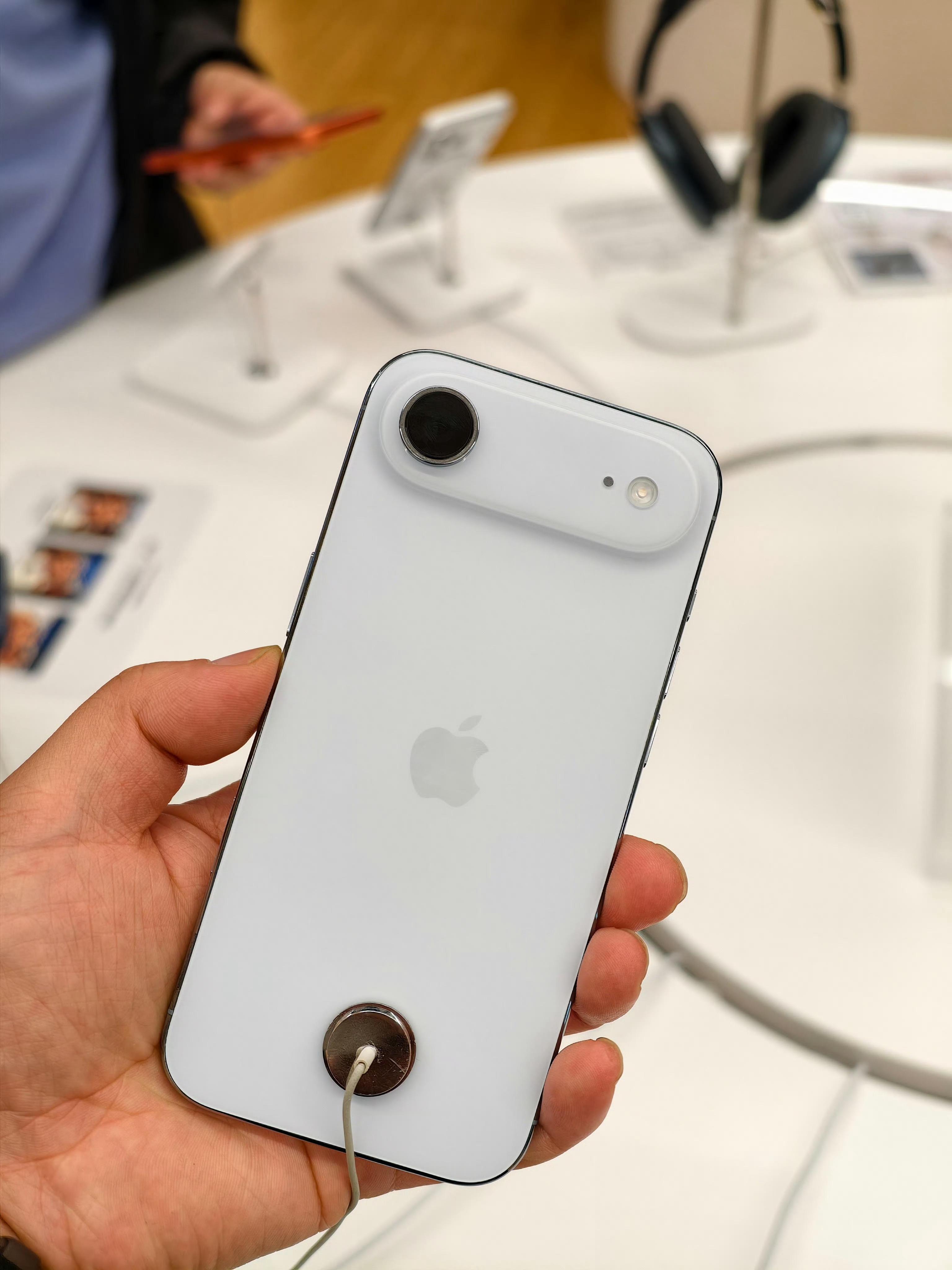 降价2000元iPhoneAir疑为库存机 这不很明显吗，就是为了清库存，不是清