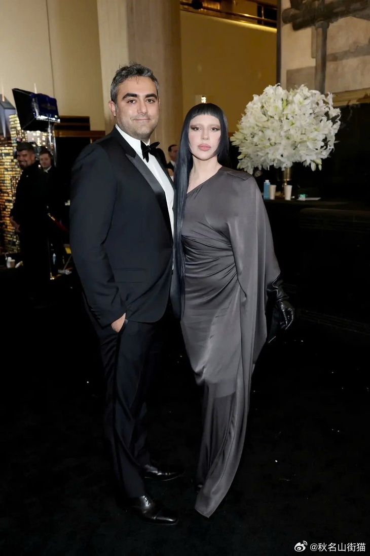 Lady Gaga透露婚礼计划：将与科技富豪迈克尔·波兰斯基完婚海外新鲜事 据媒