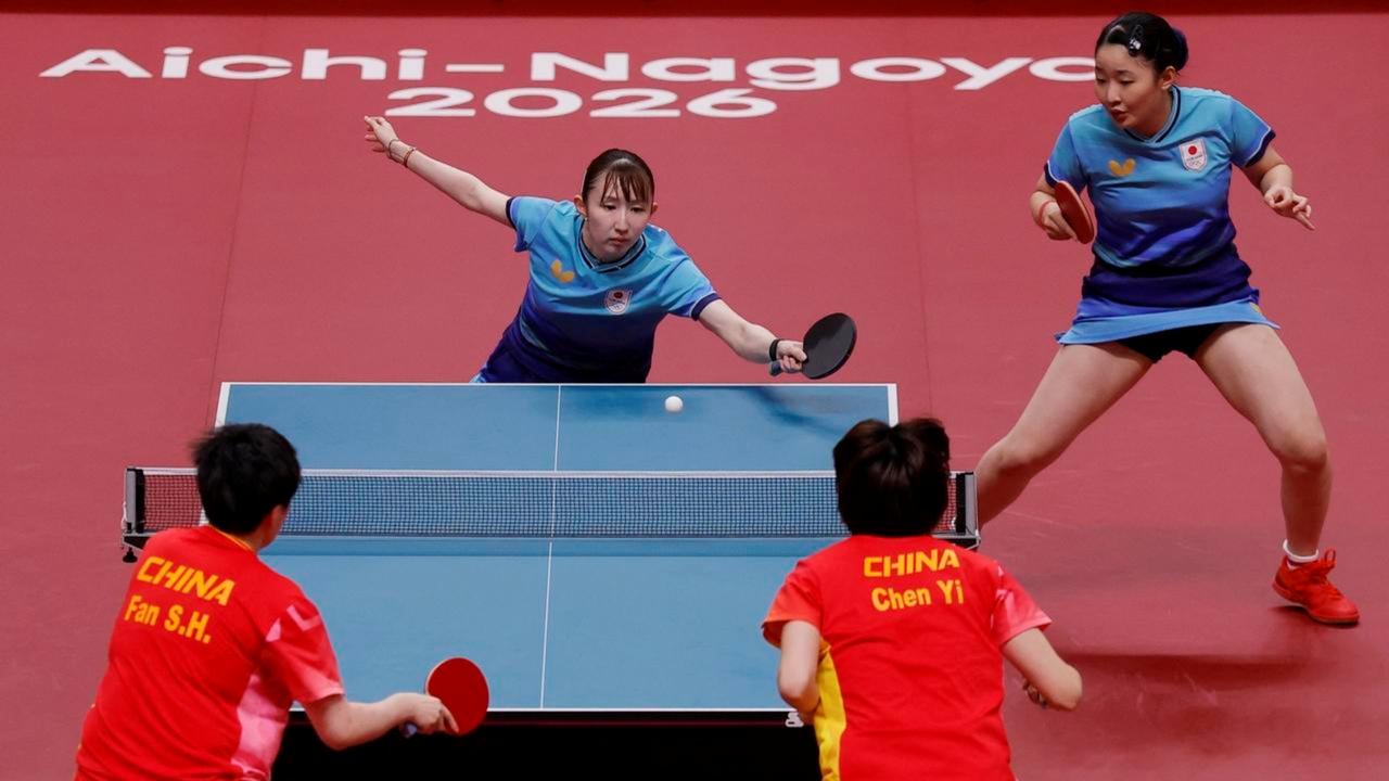 名古屋亚运会，女双半决赛：
日本组合张本美和/早田希娜4-0中国香港组合杜凯琹/