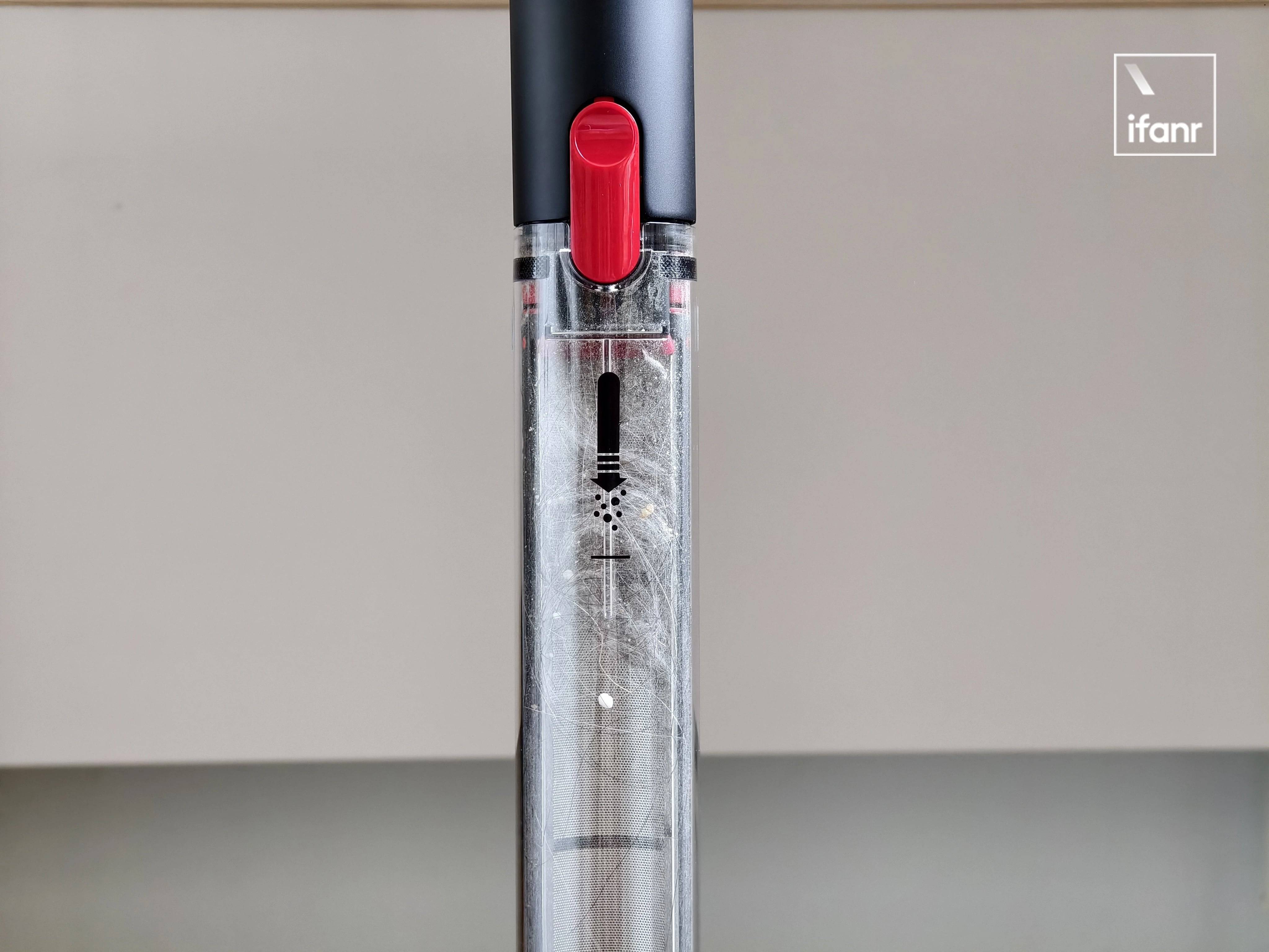 一把魔法扫帚，可以贴地飞行：戴森 PencilVac 评测