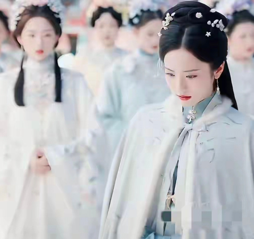 当女配太过惊艳，女主就可以“打酱油”了 