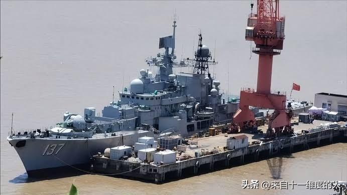 2014年956E型首舰136杭州舰进坞开始升级，到2019年升级完成，共耗时5