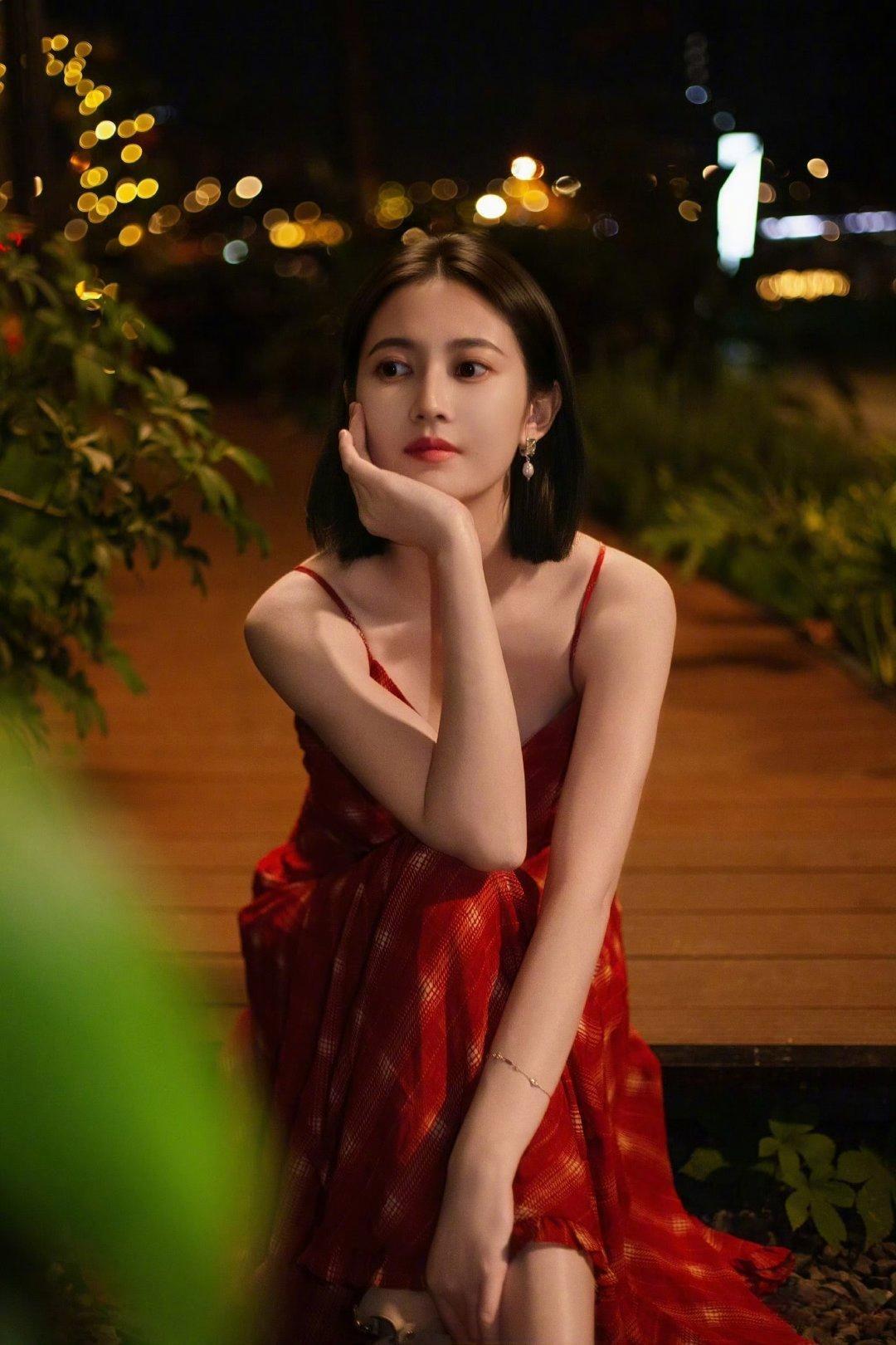 陈钰琪[心]，优势在jio[灵光一闪]