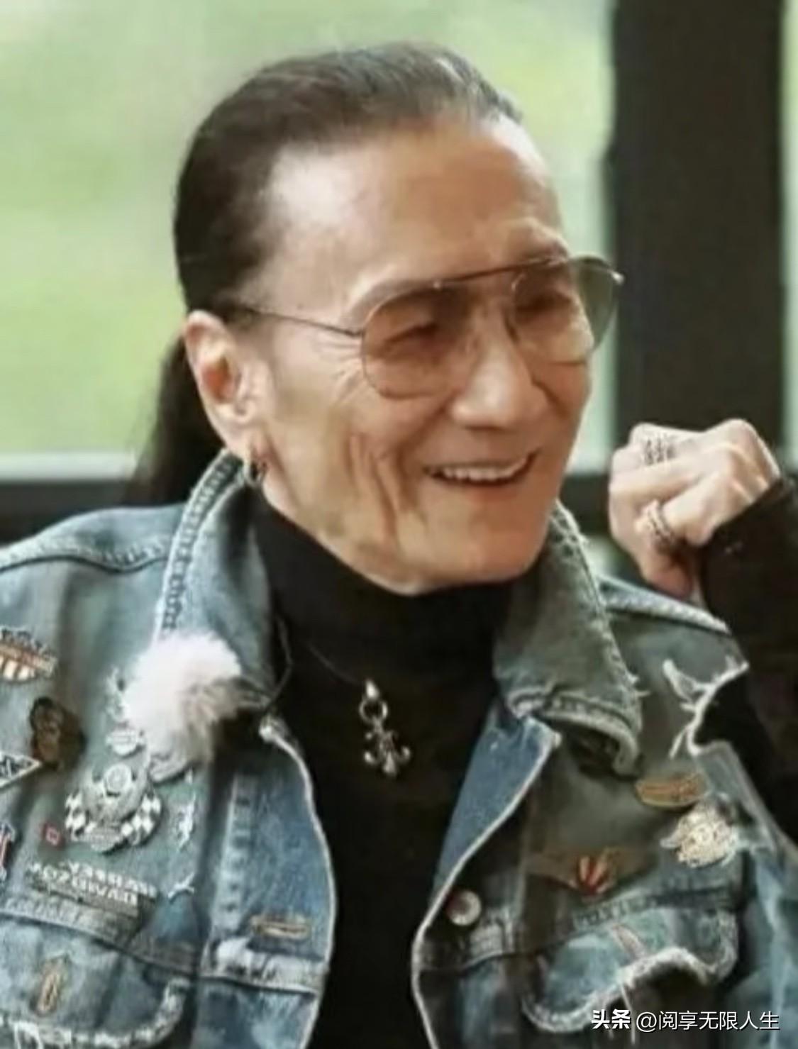 谢贤曾说：“男人可以风流，但不能下流。真正的风流，是爱过之后依然体面，是分开之后