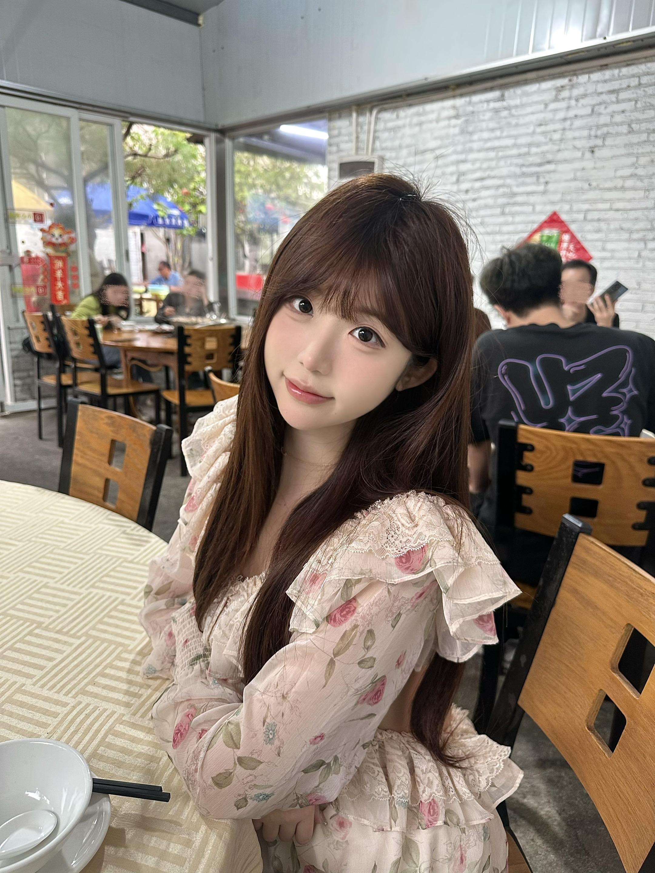 因为太爱了 总是无缘无故感受不到爱意 所以总想着分开 但不是真的想分开