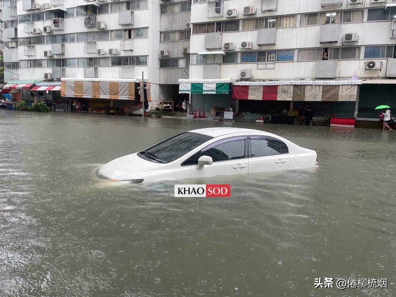 泰国卫生部通报：水灾已经波及 23 府，19 人不幸遇难，22 家医院被迫关停。