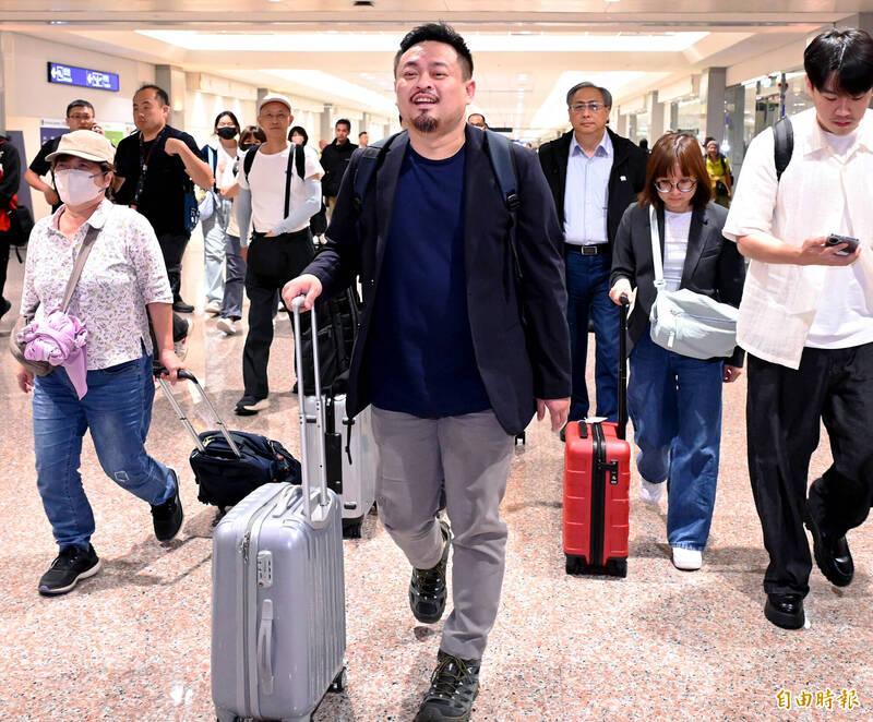 赴大陆出席APEC会议后返台 民进党高官洪申翰自称“未办台胞证”
台“劳动部长”