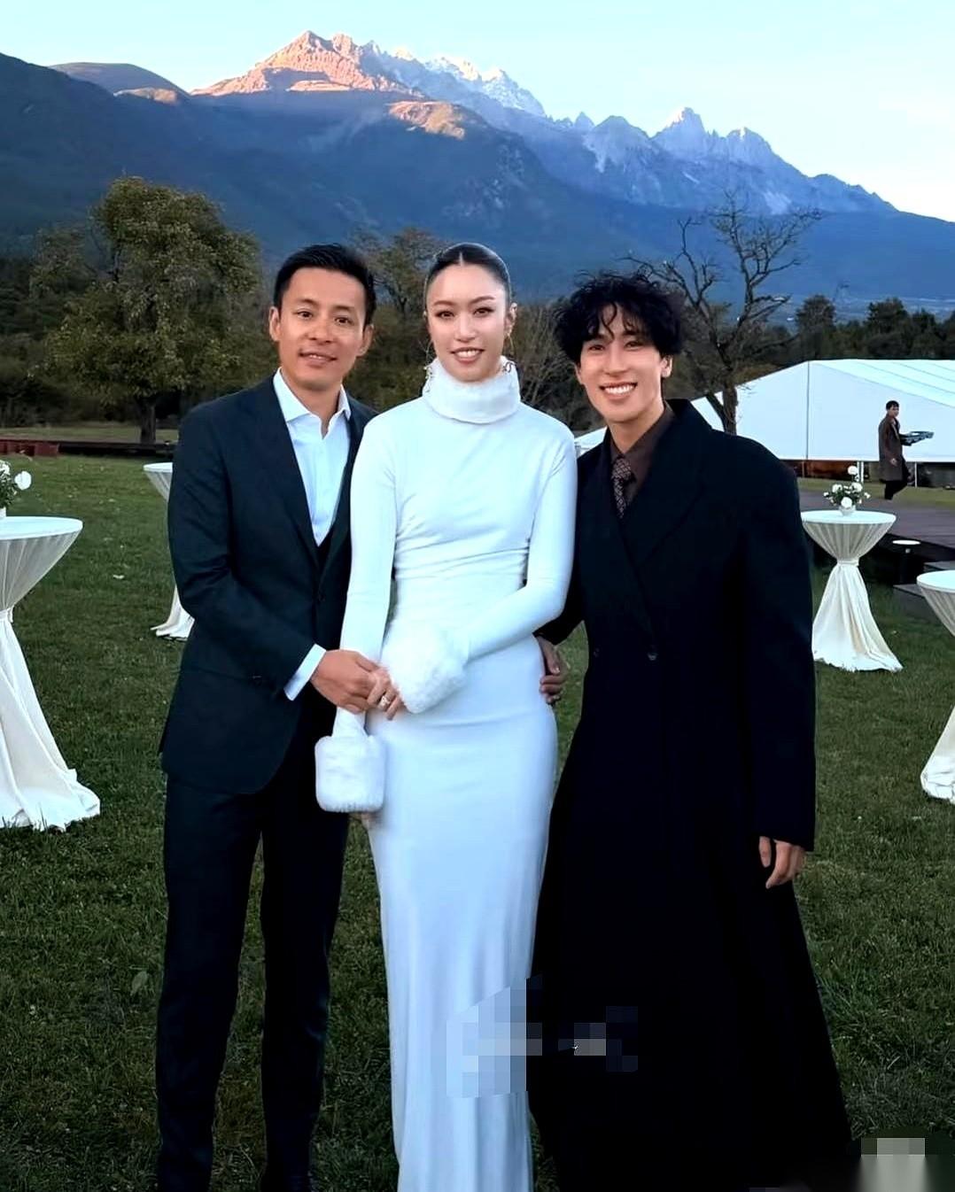 霍家那个最小的儿子，结婚了。
就是以前港媒嘴里那个“家族污点”，天天上八卦头条的