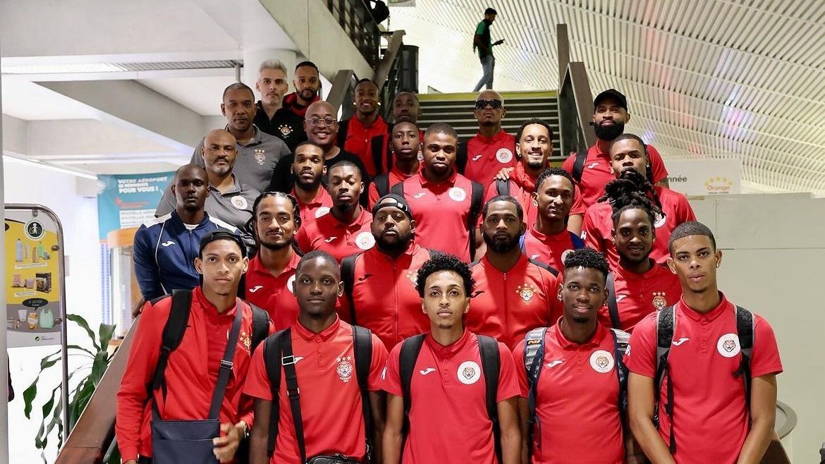 来自马提尼克的金狮（北美洲），飞了6785公里参加1/64法国杯比赛，0-12 