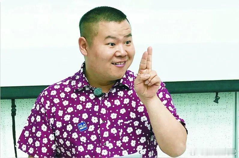 岳云鹏夸烧饼演技岳云鹏夸低智商犯罪烧饼演技 要我说，小岳岳你这演技也该被“翻出来