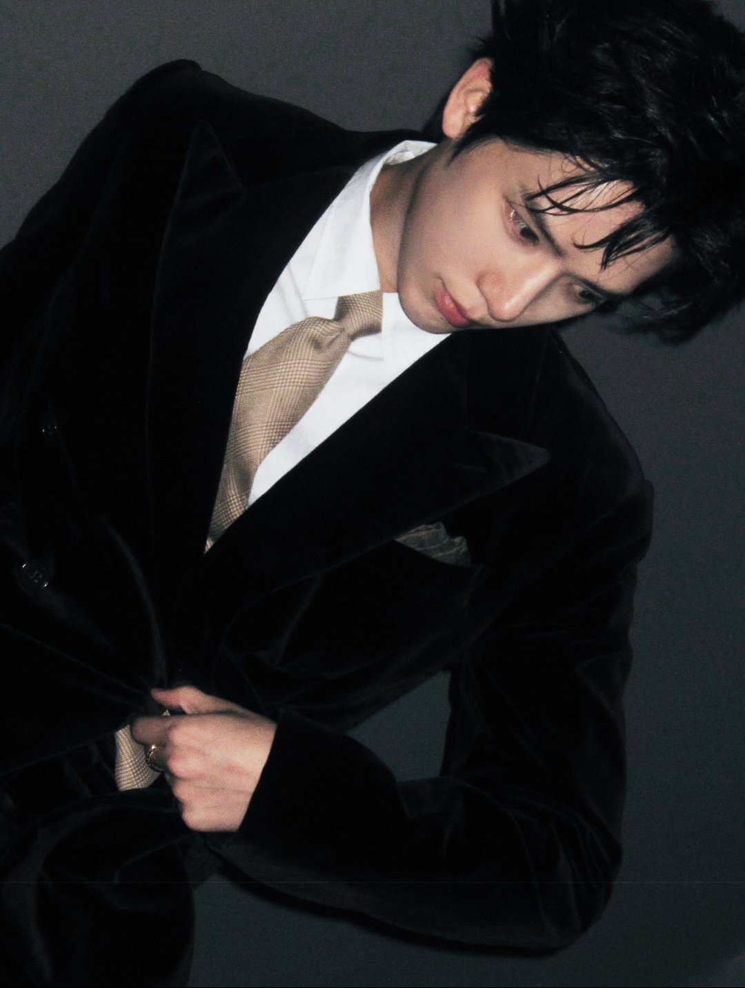 王安宇分享了一组破碎感的图～“CCD” 