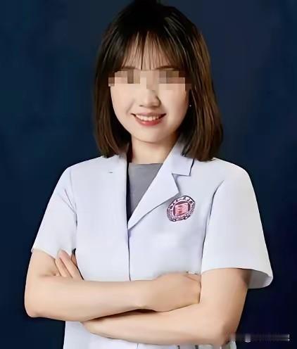 出了轨的曾琦医生，
还是离开了湖南省人民医院，
也离开了她熟悉擅长的眼科岗位，