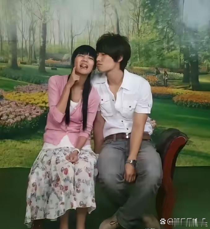好奇怪啊！小时候看怎么没有觉得土呢？图片来源于网络 ​​​