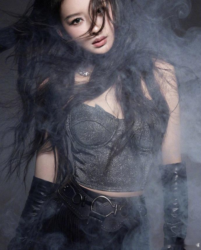 孙怡直播 孙怡直播欢乐不断，和大家分享成团路上的趣事，越看越喜欢！乘风2026