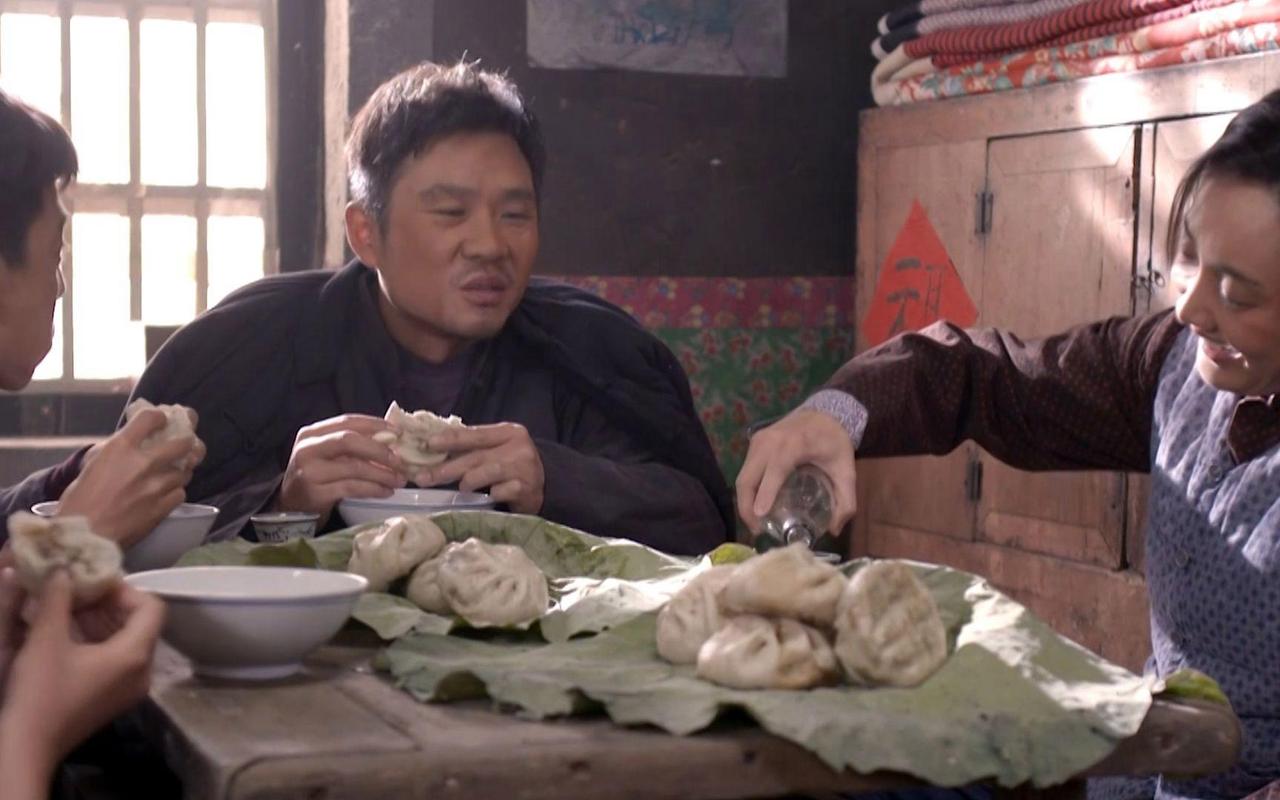 一个穷人家庭最怕的，不是孩子考差了一次，也不是孩子暂时没出息，而是有一天突然发现