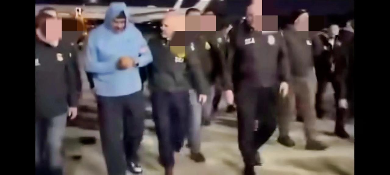 马杜罗在纽约出庭不用找律师了，因为委内瑞拉总统马杜罗夫人塞莉亚·弗洛雷斯是一名律