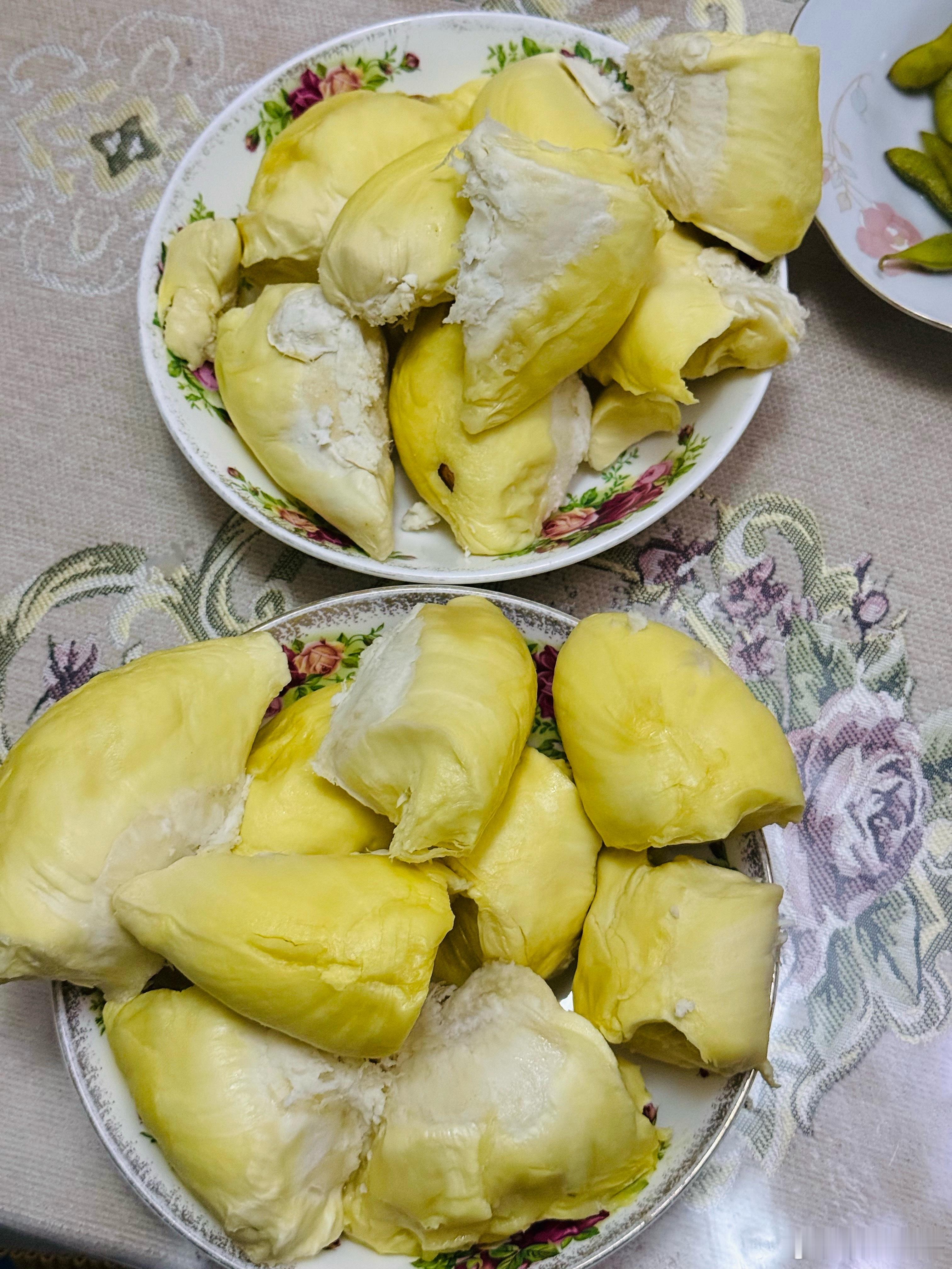 榴莲价格彻底崩了93块钱开出这些，还有谁