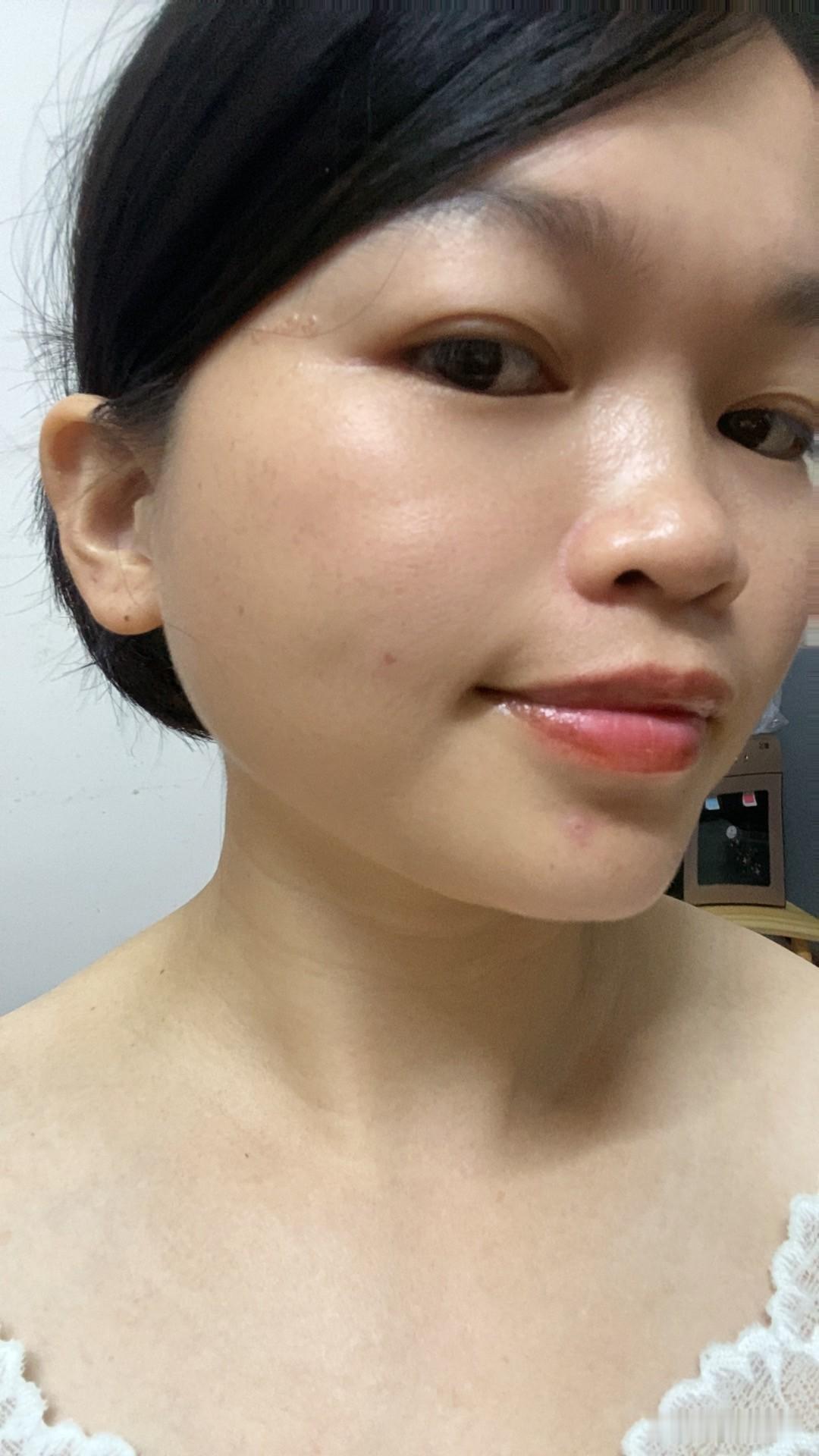 有点开心，我那不靠谱的老公，今天终于要出去工作了，刚刚接了4个顺风客一起出发，一