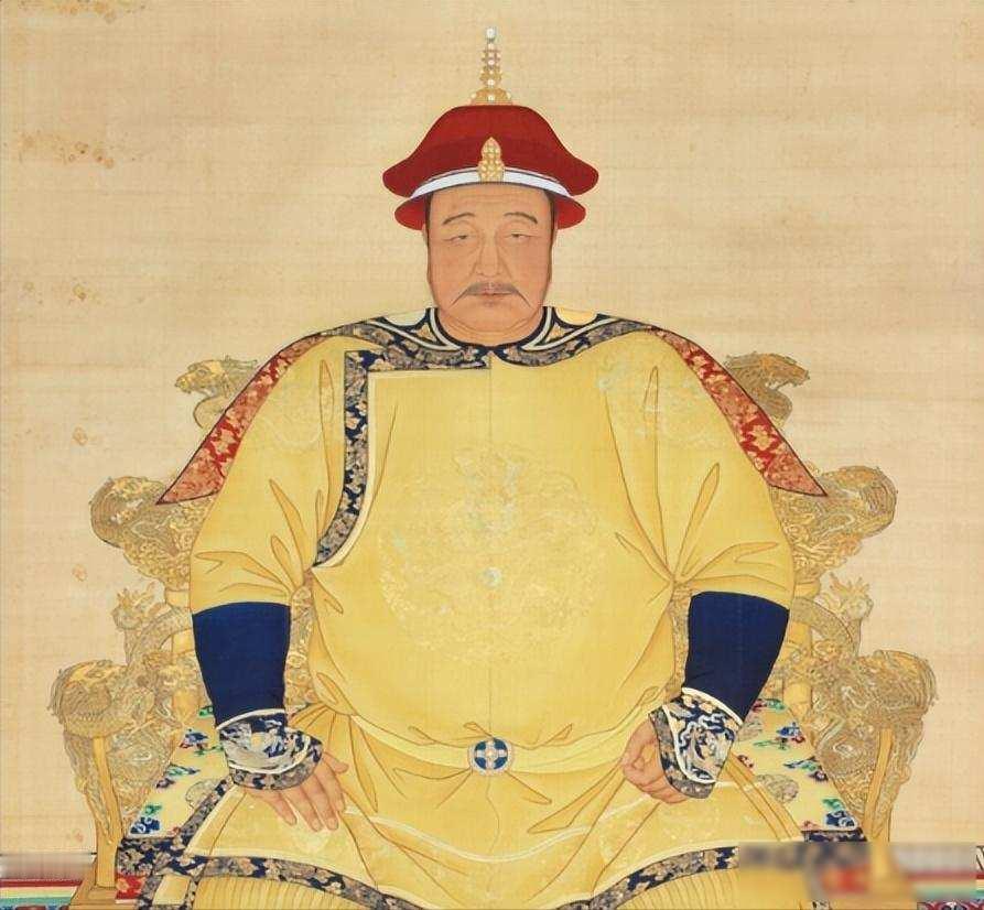 鳌拜在行刑前求见康熙，撕开衣服后康熙含泪免其死罪，这是为何？
他活着的时候，刀枪