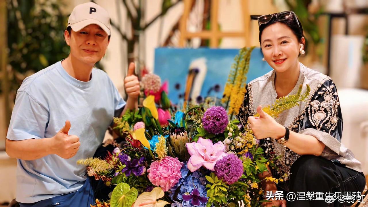张颂文拿下金爵影帝后续！翁虹晒聚会合照送祝福，一句“颂文弟弟”太亲昵

第28届