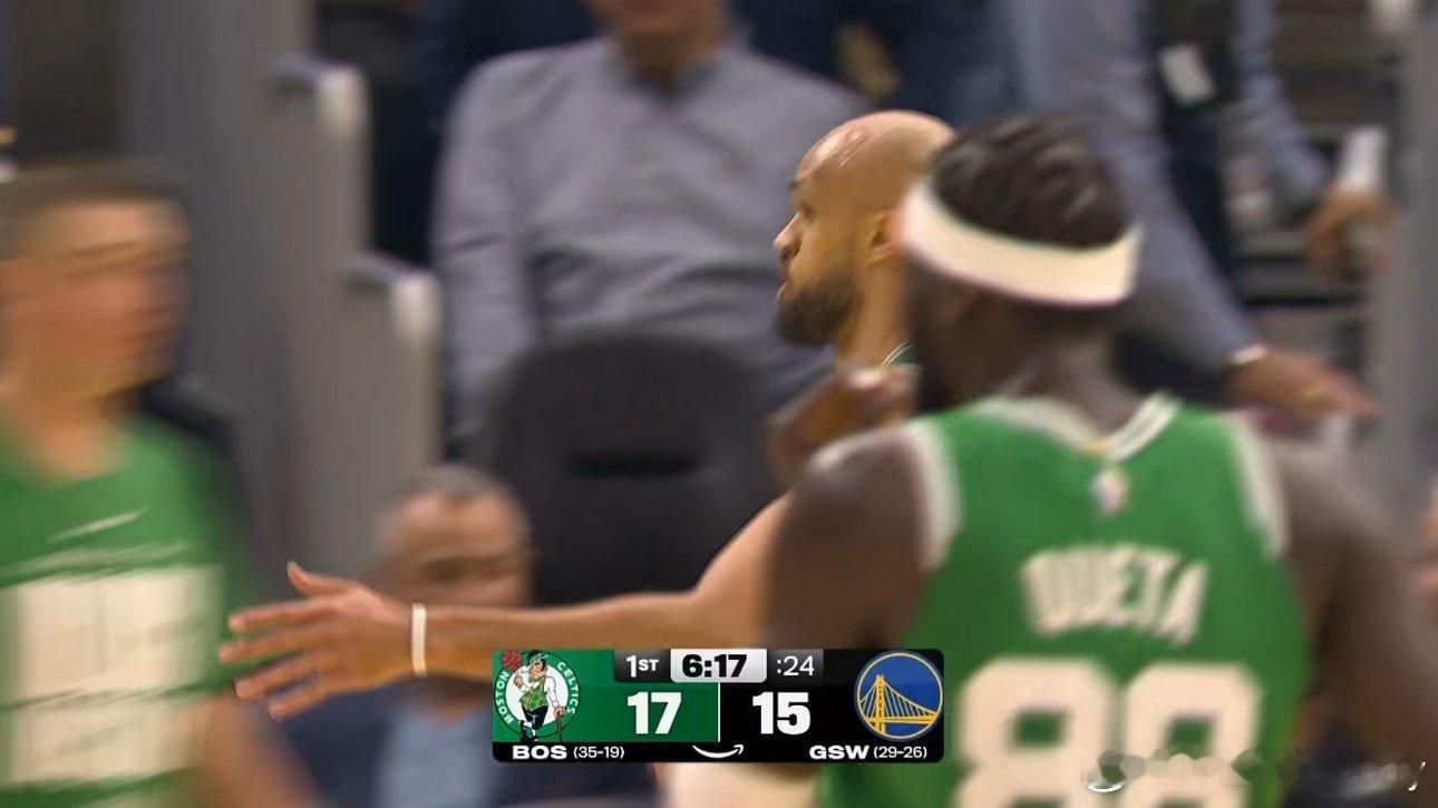 开局两边都很流畅，就响了一个哨子