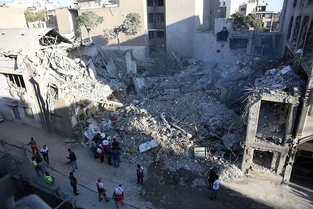 伊朗称，其与美国和以色列最近发生的战争造成的死亡人数已攀升至近 3500 人，而