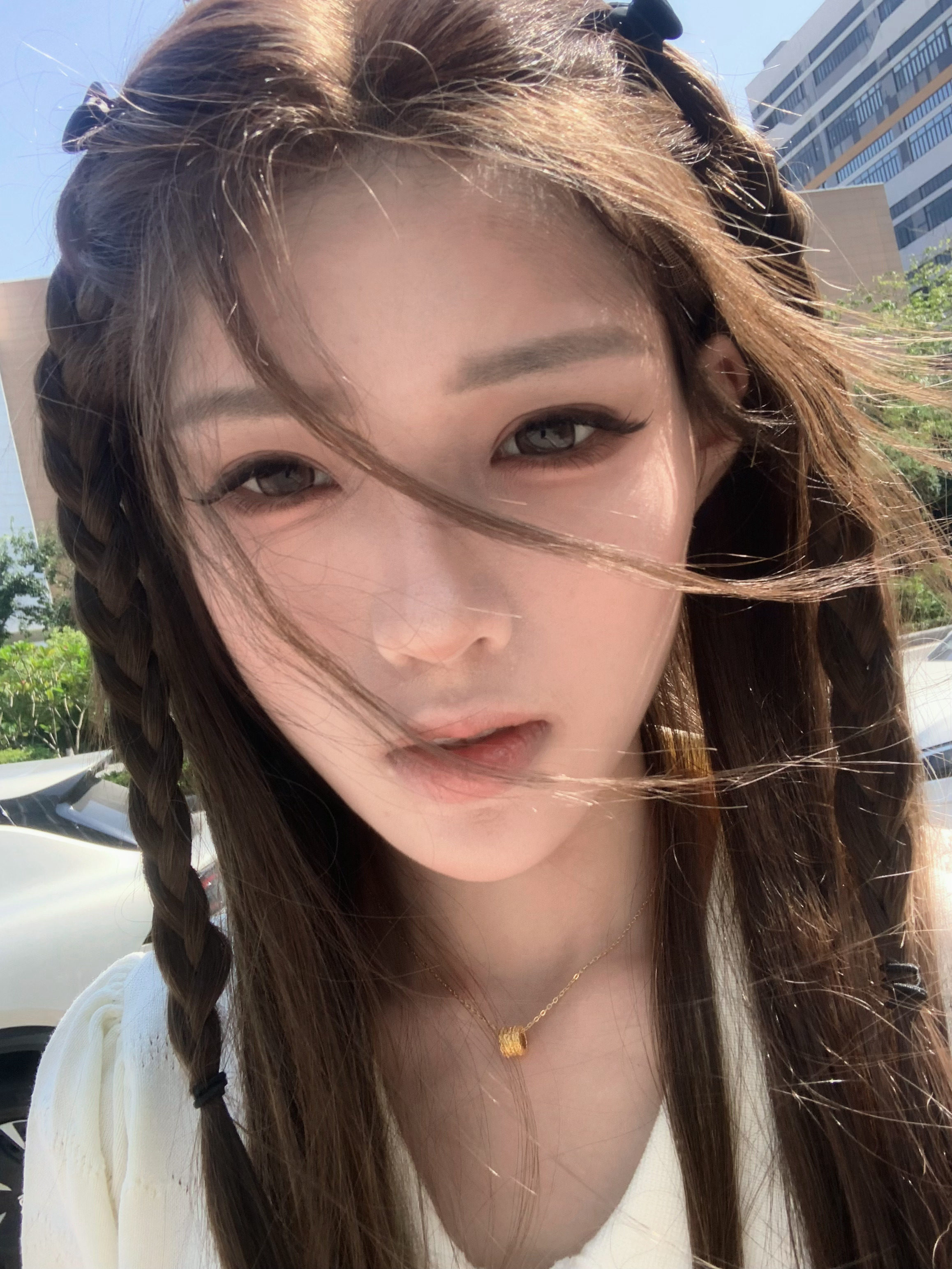 早呀～上班啦心情像远赴边疆和亲的公主👸 