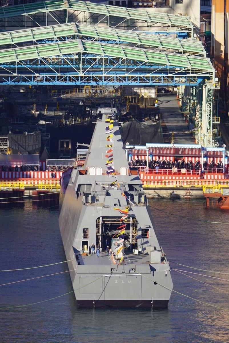 大家经常调侃，中国军舰一直“下饺子”。日本这几年也没闲着，在4年半的时间里，第1