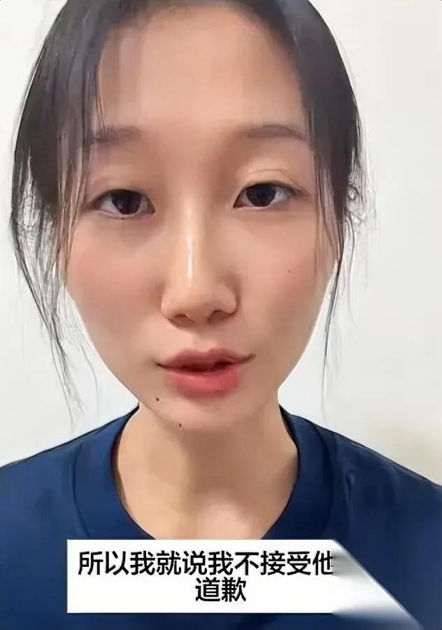 慕田峪长城这事

我真的气笑了

合着现在当导游还能搞“洋大人优先”这套是吧？