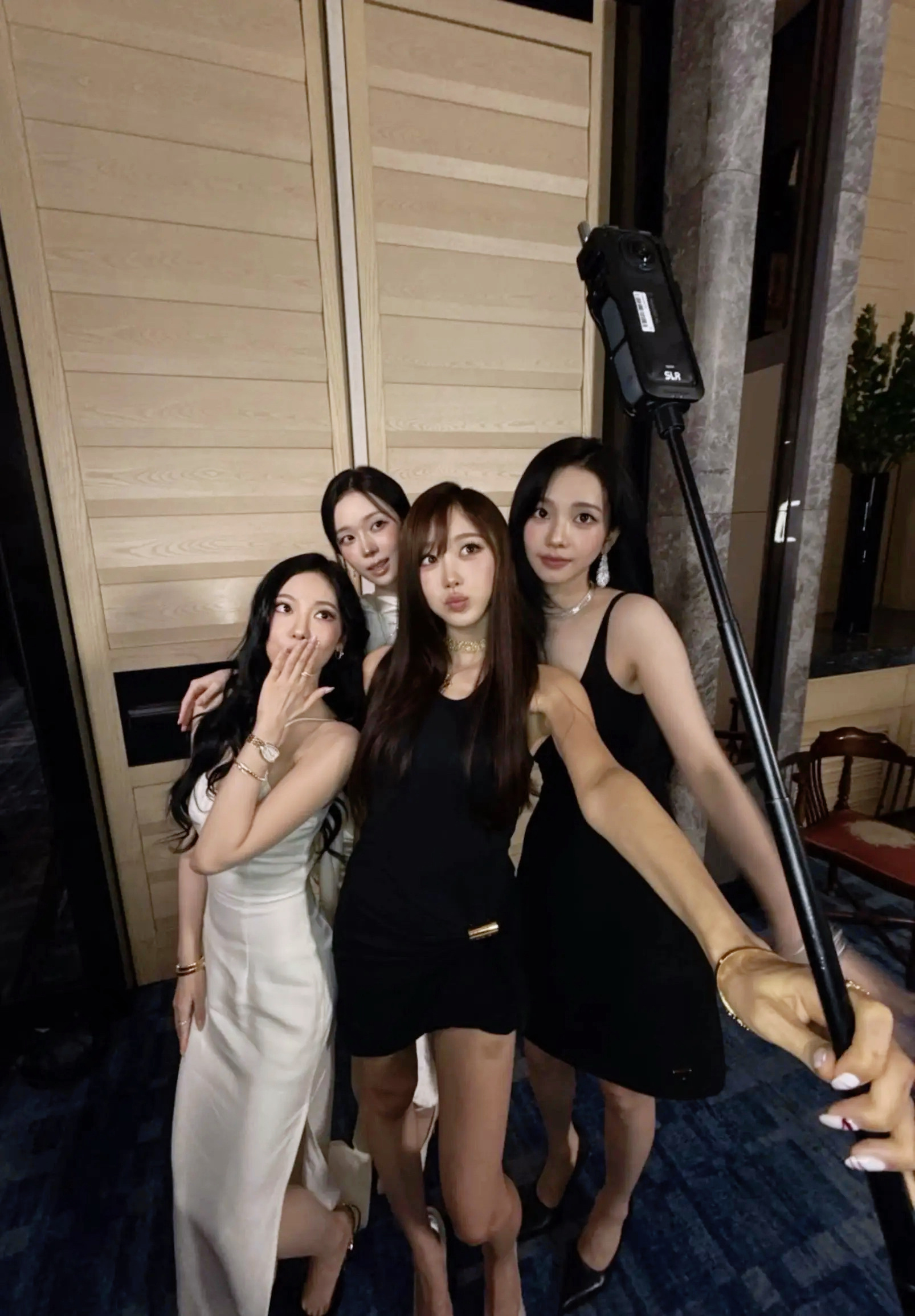这张的吉吉 僵尸新娘感有了….🪭 ​​​