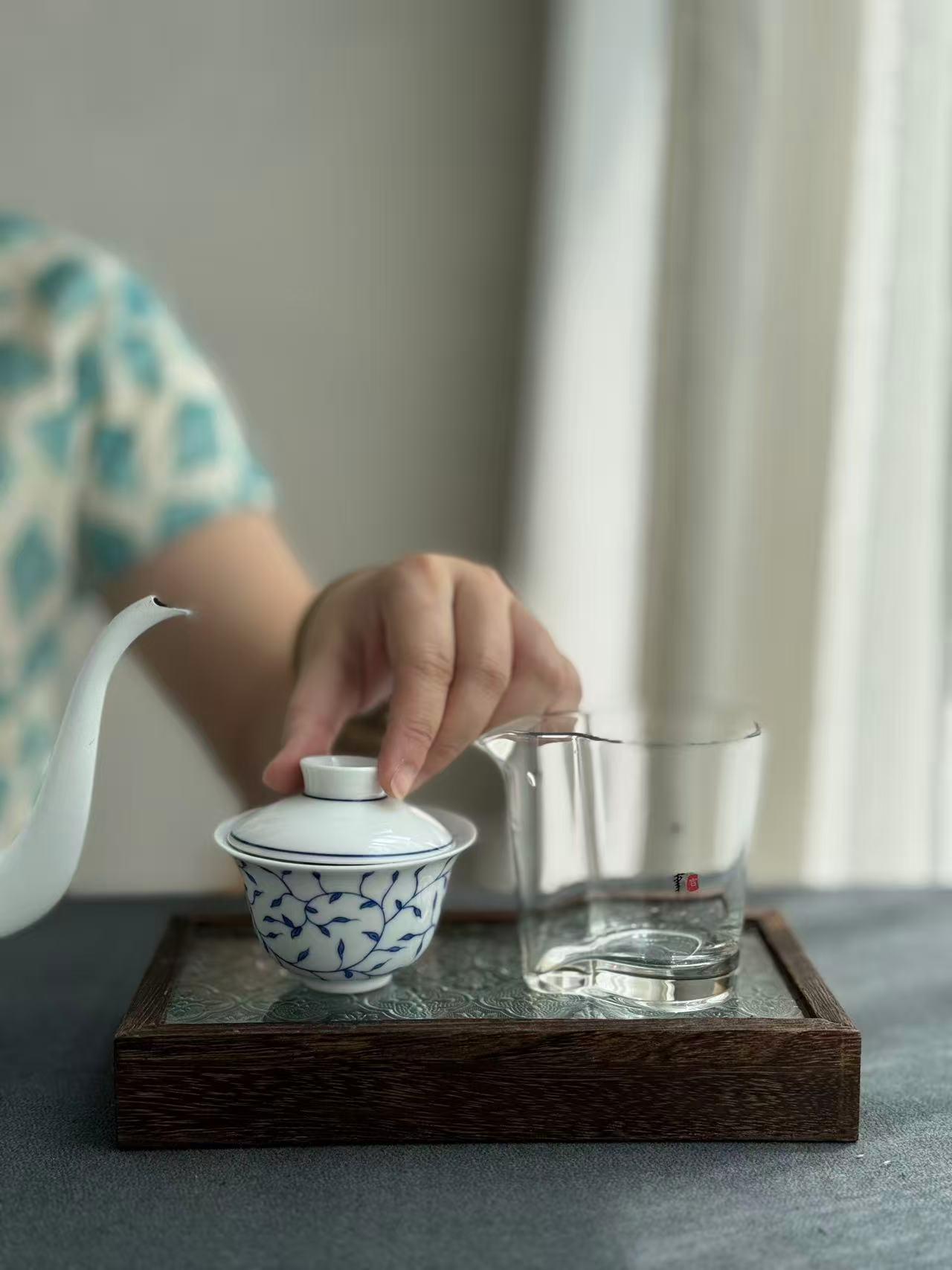 普通人存白茶，到底图的是什么？
普通人存白茶，就图三样，省钱、省心、成就感。
一