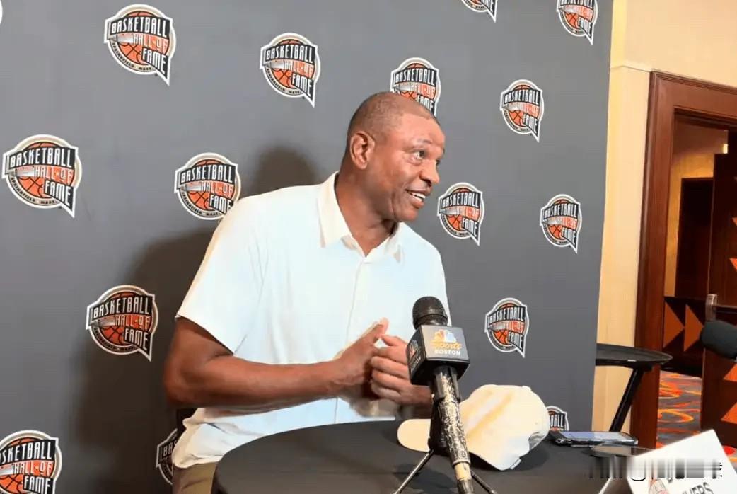 里弗斯大言不惭啊

前NBA教练里弗斯在名人堂期间谈到了和凯尔特尔人的联系，他说